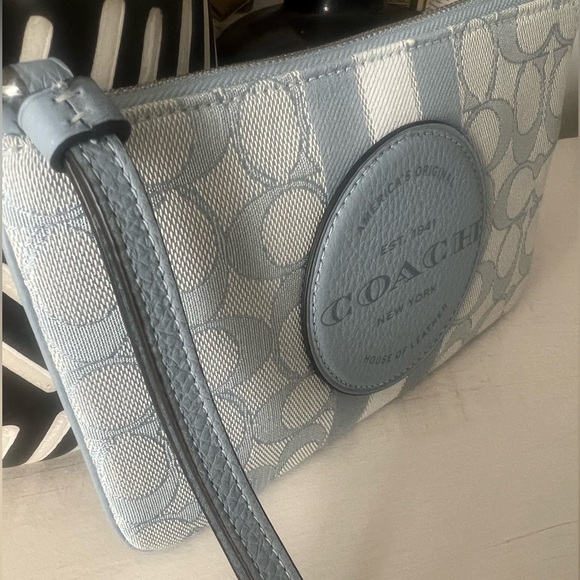 Dempsey Large Corner Zip Wristlet - Picture 5 of 9